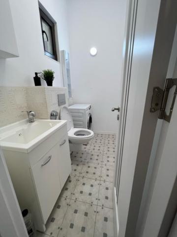 Perla Apartament Lägenhet Bukarest Exteriör bild
